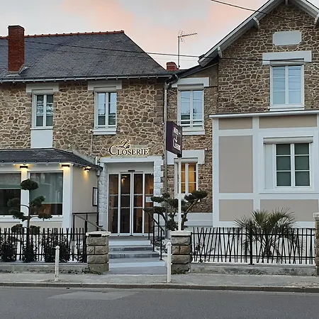Hotel Logis La Closerie
