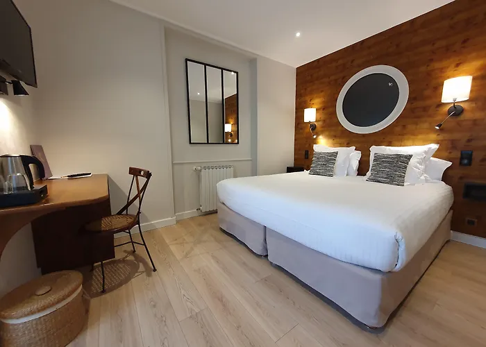 Отель Logis La Closerie