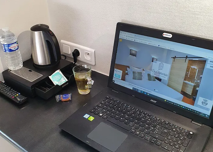 Hotel Logis La Closerie