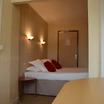 Logis La Closerie Hotell 4*