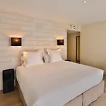 Logis La Closerie Hotell 4*