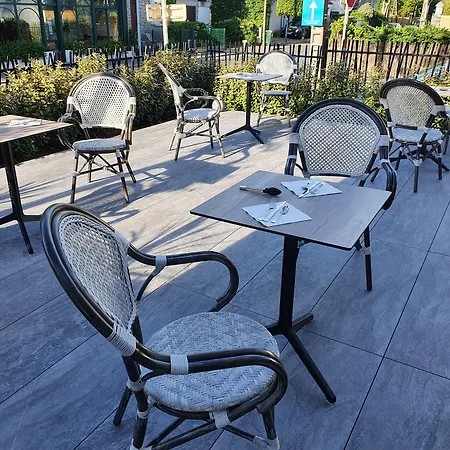 Logis La Closerie ホテル 4*