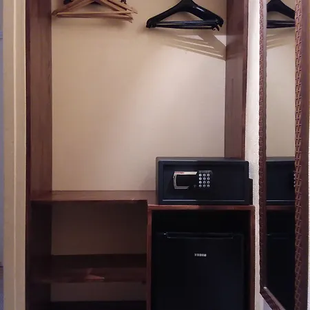 ホテル Logis La Closerie La Baule