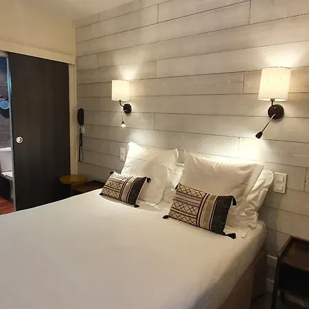 ホテル Logis La Closerie 4*