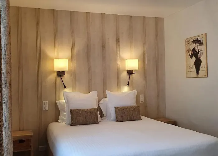 Logis La Closerie ホテル 4*