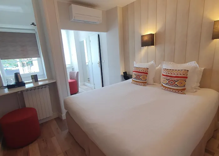 Hotel Logis La Closerie 4*